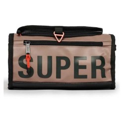 SUPERDRY Trousse de toilette sur cosmo.fr