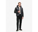 SUPERDRY Veste à capuche en maille Storm Hybrid sur cosmo-lepuy.fr