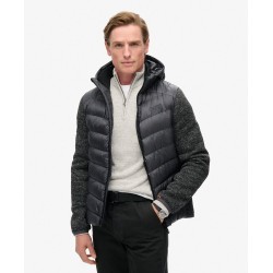 SUPERDRY Veste à capuche en maille Storm Hybrid sur cosmo-lepuy.fr