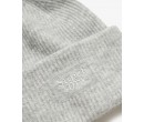 SUPERDRY Bonnet doux en maille côtelée sur cosmo-lepuy.fr