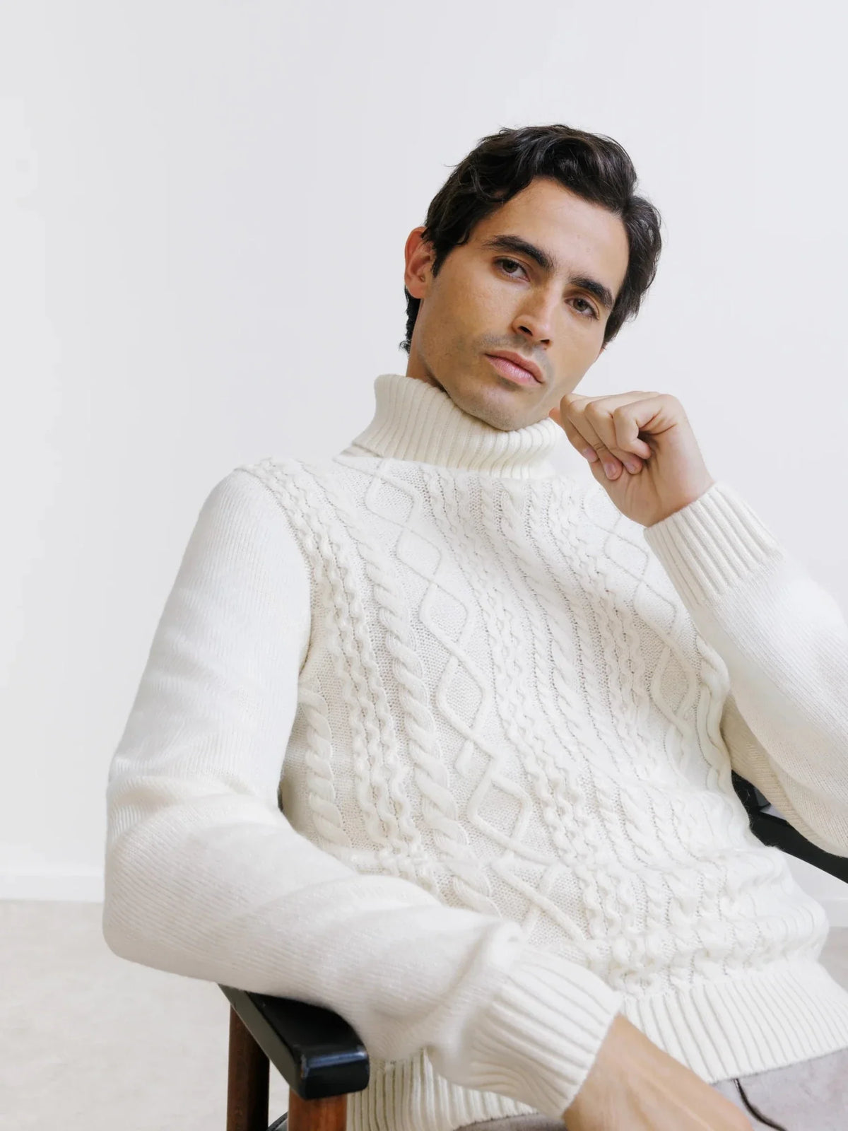 Pull col roulé en maille torsadée écru Izac