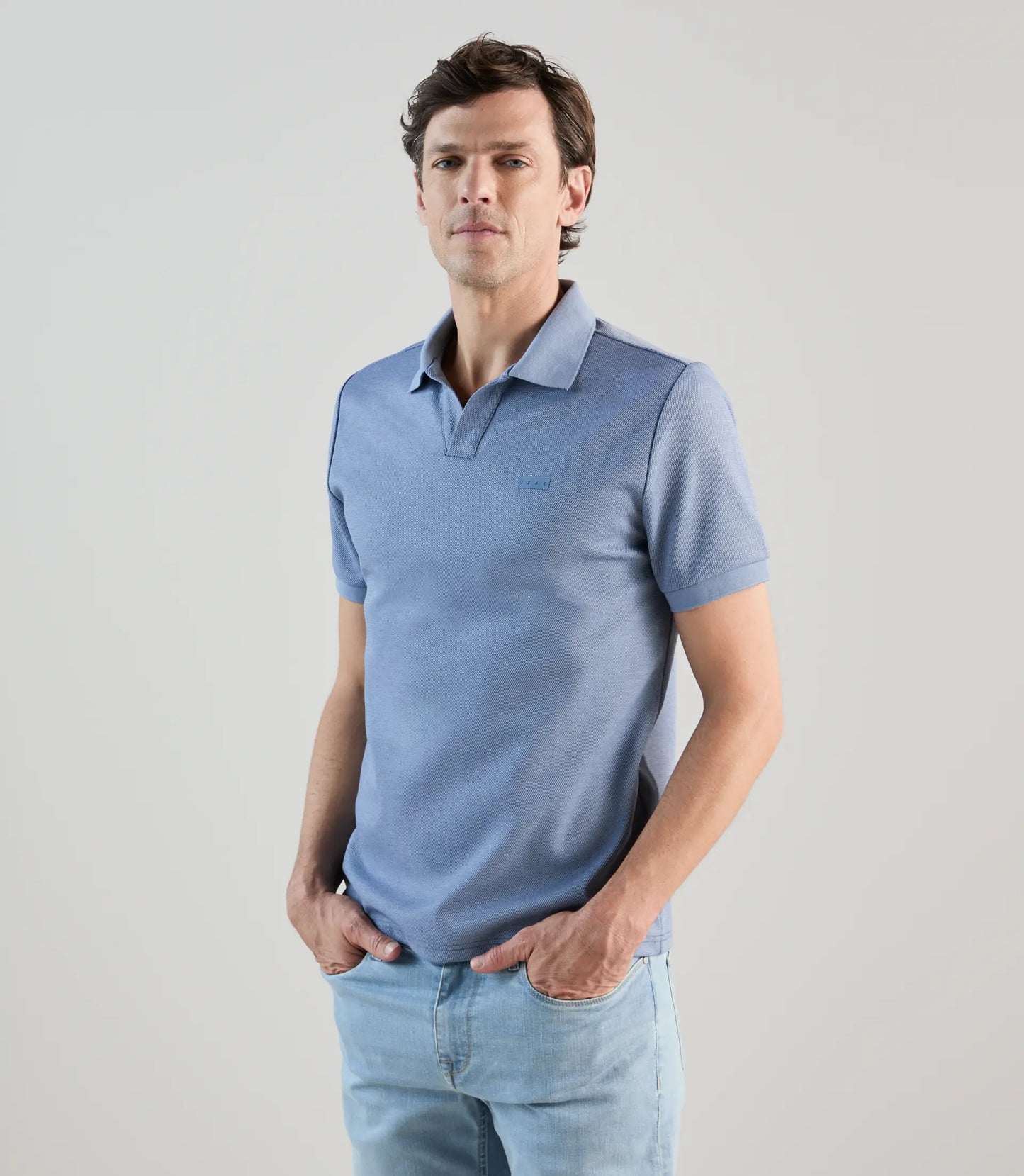 Polo homme  à col ouvert et manches courtes IZAC