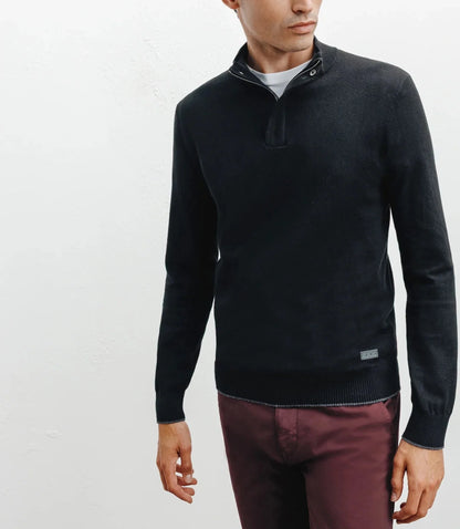 Pull col montant demi zippé noir IZAC