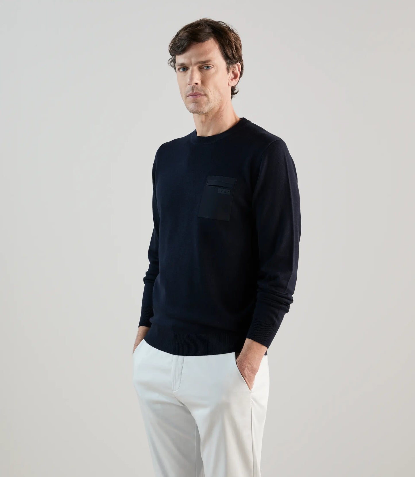 Pull avec poche bi-matière | IZAC