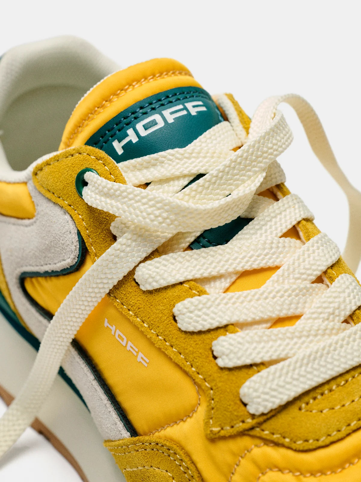 Basket jaune Hoff