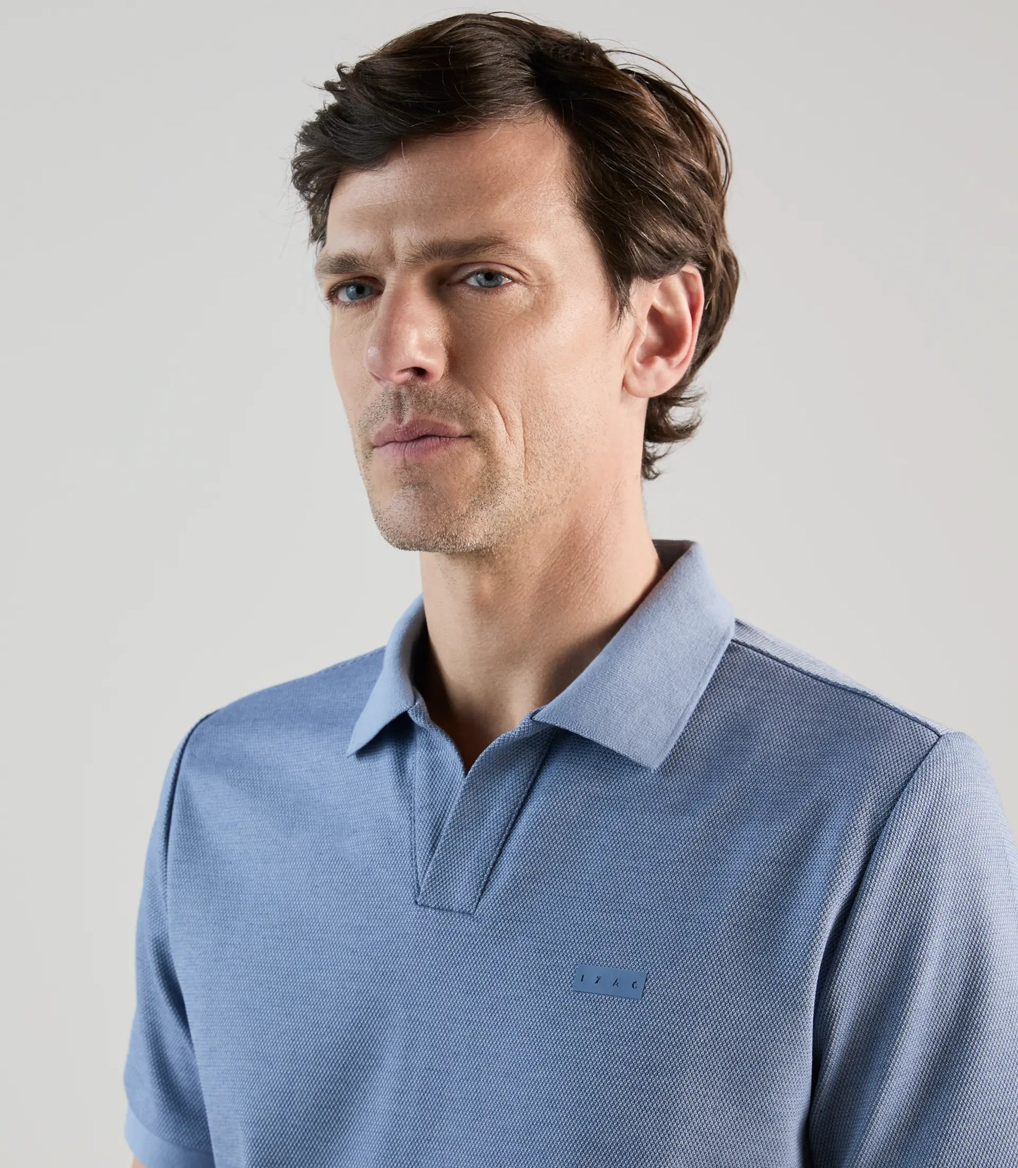 Polo homme  à col ouvert et manches courtes IZAC