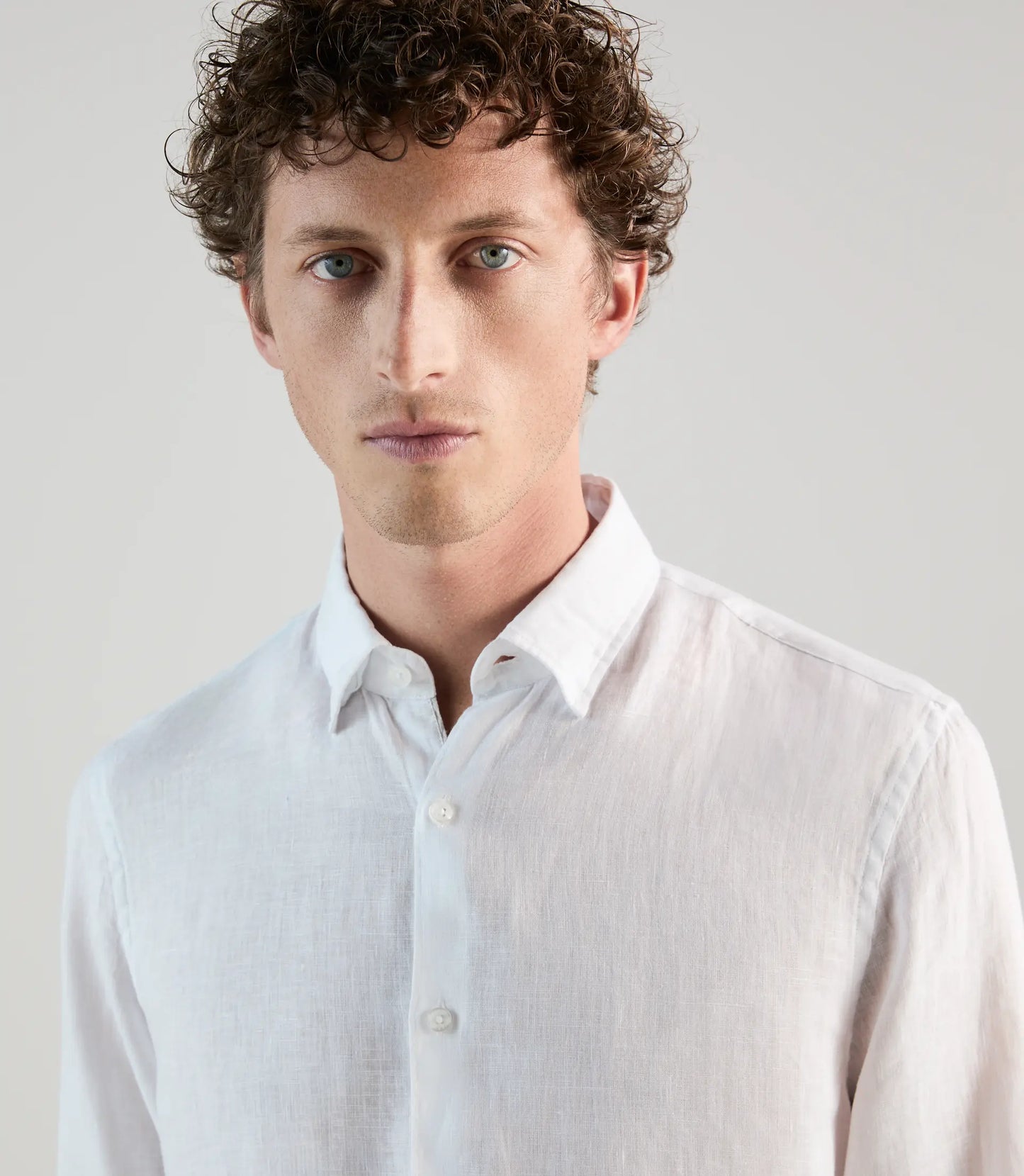Chemise homme unie en lin blanc