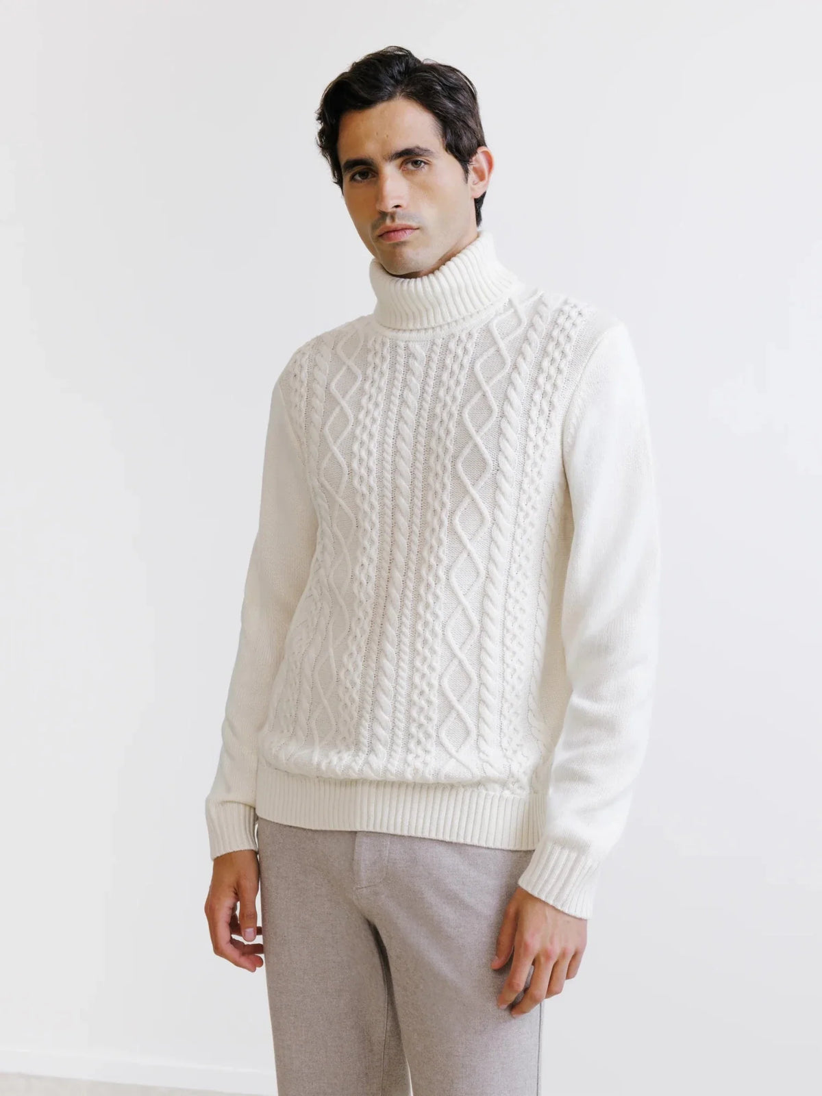 Pull col roulé en maille torsadée écru Izac