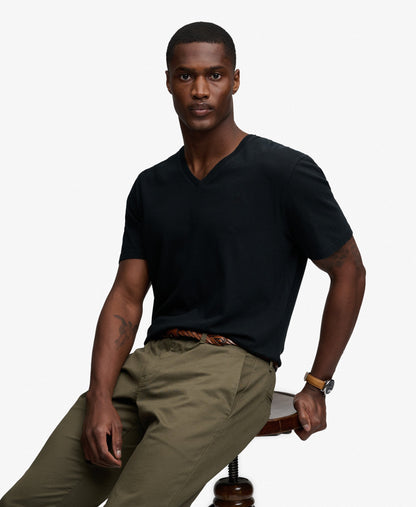 T-shirt homme col v en coton biologique et lin