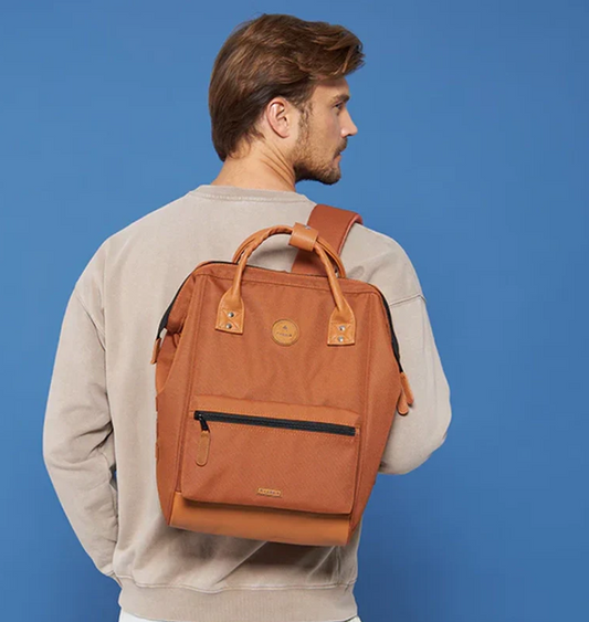 1 sac à dos  cabaia Turin medium + 2 poches